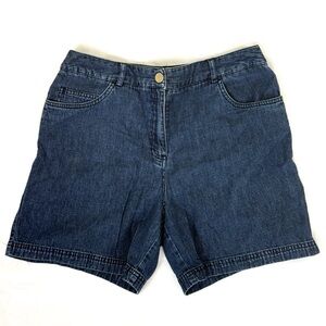 Casual Corner Women Clasp Button Denim Shorts